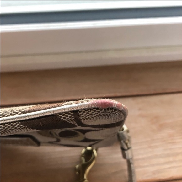 Coach Wallet - Picture 8 of 9